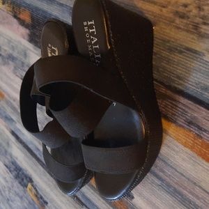 Summer sandals size 7